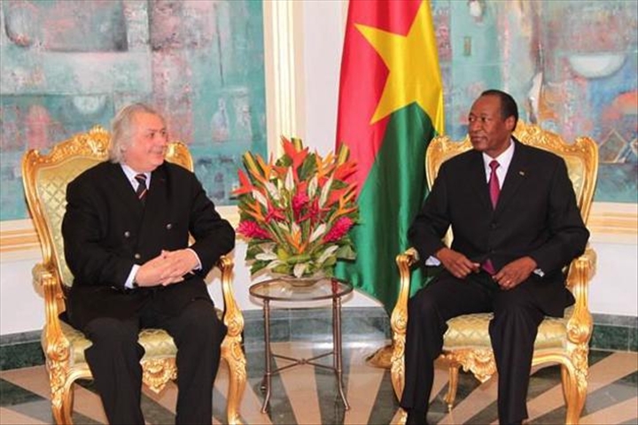 Article : Burkina Faso : un faux conseiller de Hollande chez Blaise