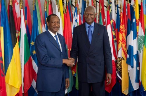 Article : Burkina Faso : Blaise va-t-il prendre la main tendue de Diouf ?